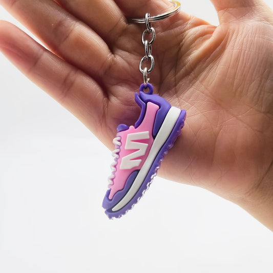 candytoys.ch Mini-Sneaker Schlüsselanhänger Schuhe ca. 5cm