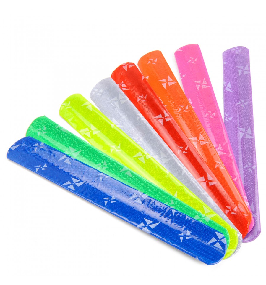 Farbiges Schnapparmband