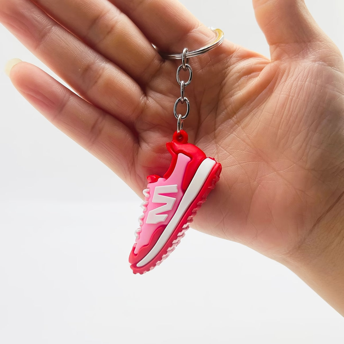 candytoys.ch Mini-Sneaker Schlüsselanhänger Schuhe ca. 5cm