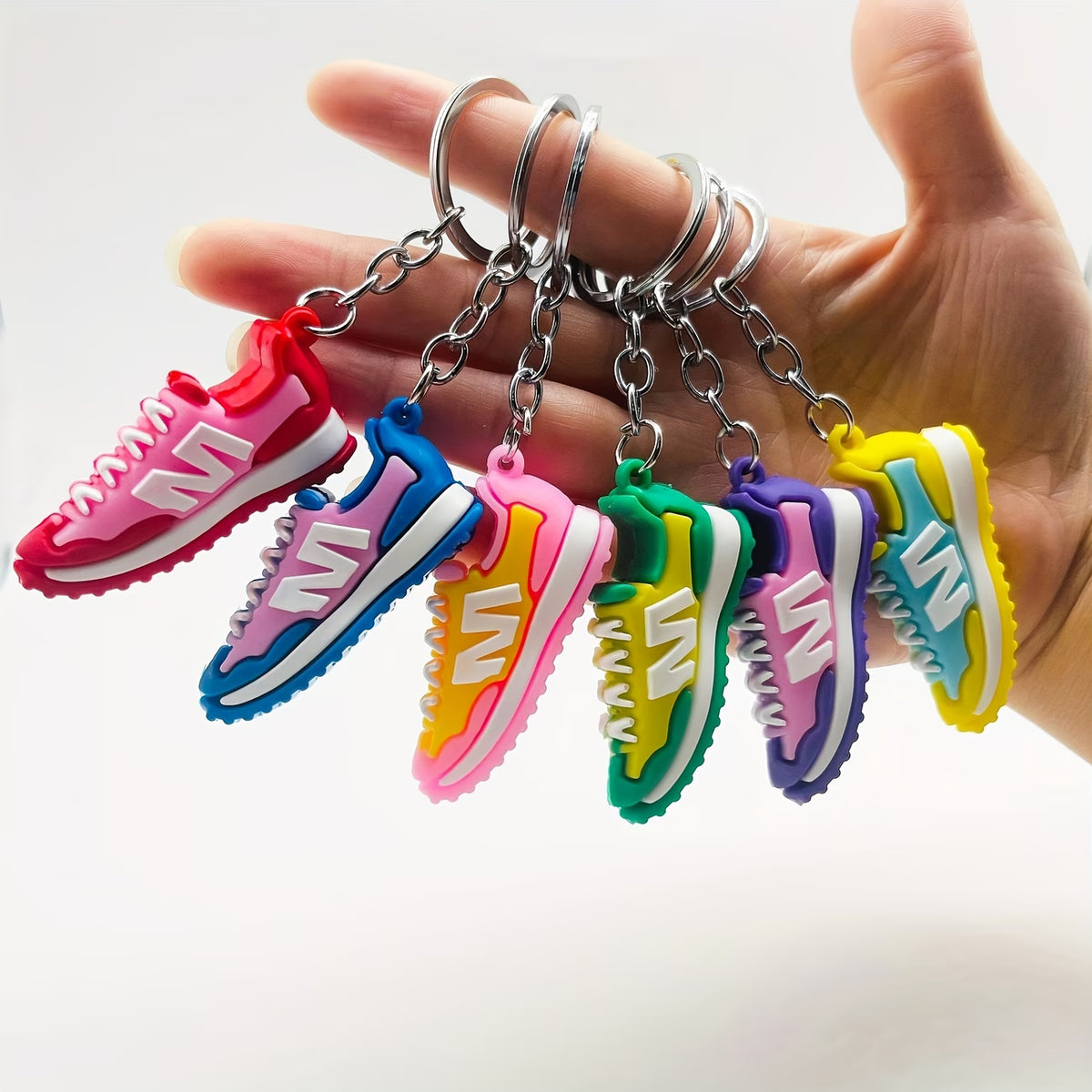 candytoys.ch Mini-Sneaker Schlüsselanhänger Schuhe ca. 5cm